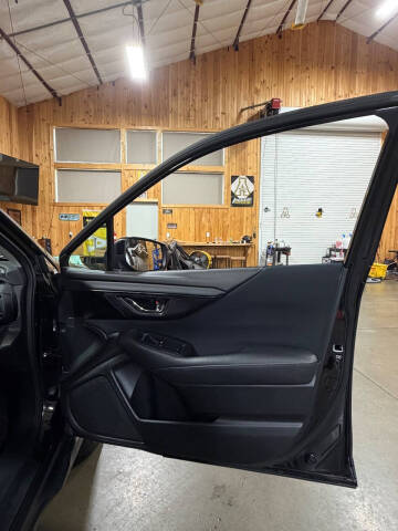 2023 Subaru Outback Premium