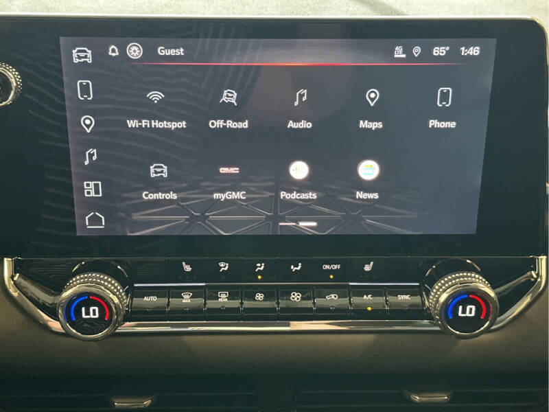 2025 GMC Canyon Elevation