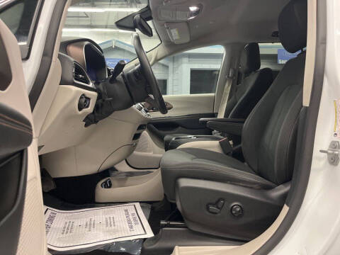 2019 Chrysler Pacifica Touring Plus