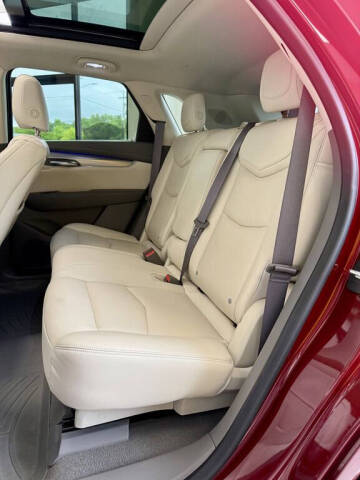 2017 Cadillac XT5 Premium Luxury