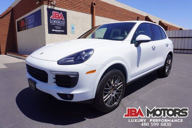 2017 Porsche Cayenne Platinum Edition