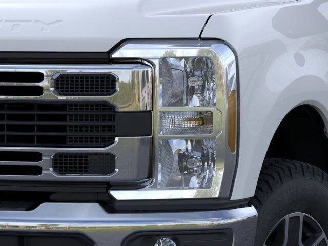 2025 Ford F-350 Super Duty XLT