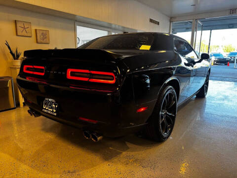 2017 Dodge Challenger