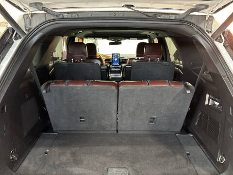 2021 Ford Explorer Platinum