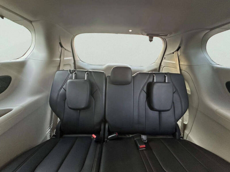 2020 Chrysler Pacifica Touring L Plus