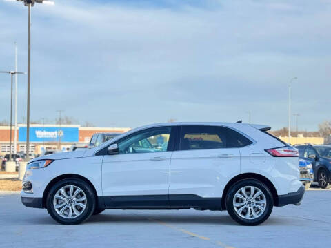 2023 Ford Edge Titanium
