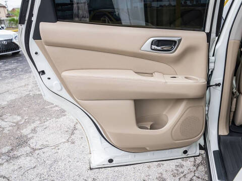 2017 Nissan Pathfinder