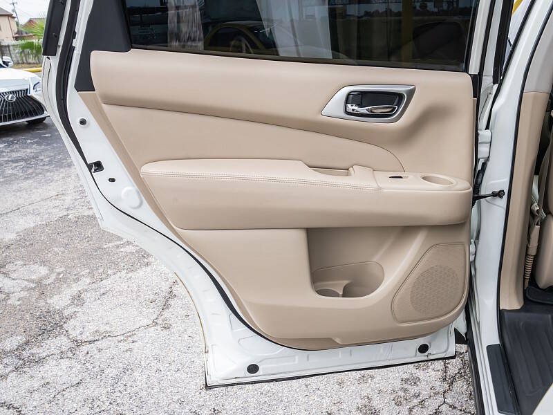 2017 Nissan Pathfinder