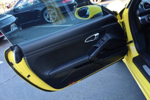 2021 Porsche 718 Cayman