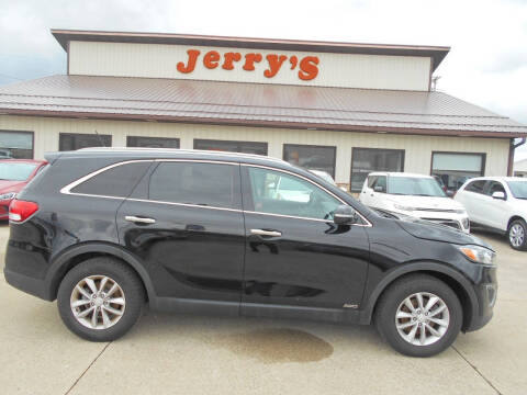 2017 Kia Sorento for sale at Jerry's Auto Mart in Uhrichsville OH