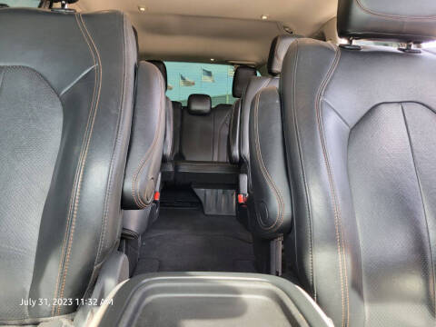 2020 Chrysler Pacifica Touring L