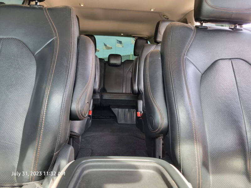 2020 Chrysler Pacifica Touring L