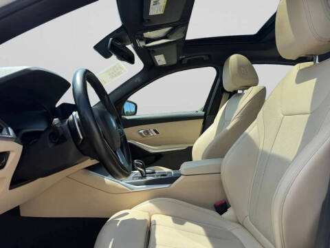2022 BMW 3 Series 330e