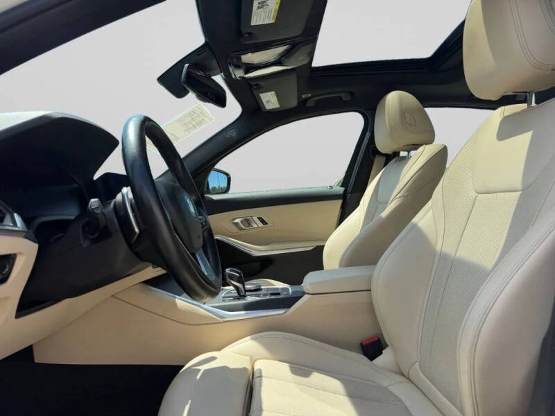 2022 BMW 3 Series 330e