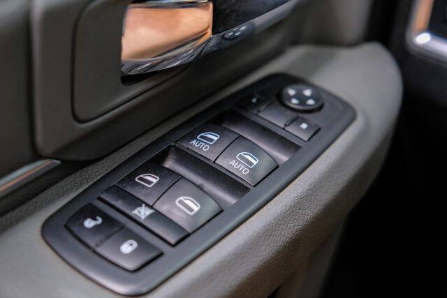 2020 RAM 1500 Classic SLT