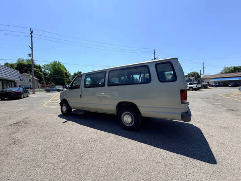 2006 Ford E-Series E-350 SD XL