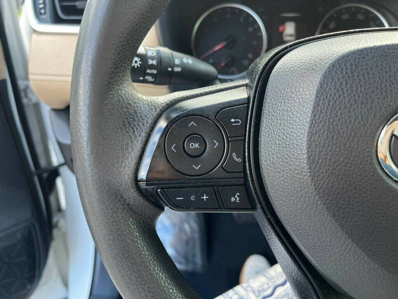 2019 Toyota RAV4 XLE