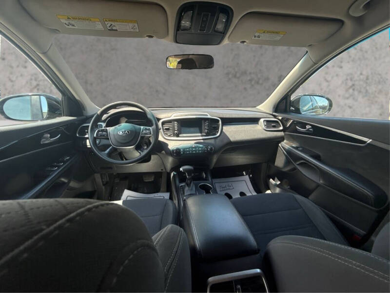 2019 Kia Sorento L