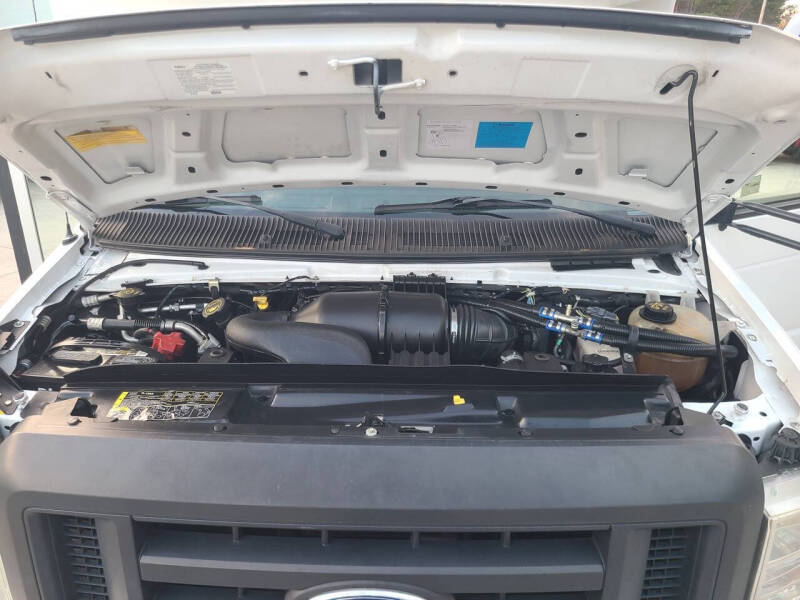 2016 Ford E-Series E-350 SD