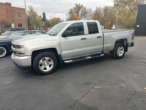 2017 Chevrolet Silverado 1500 Custom