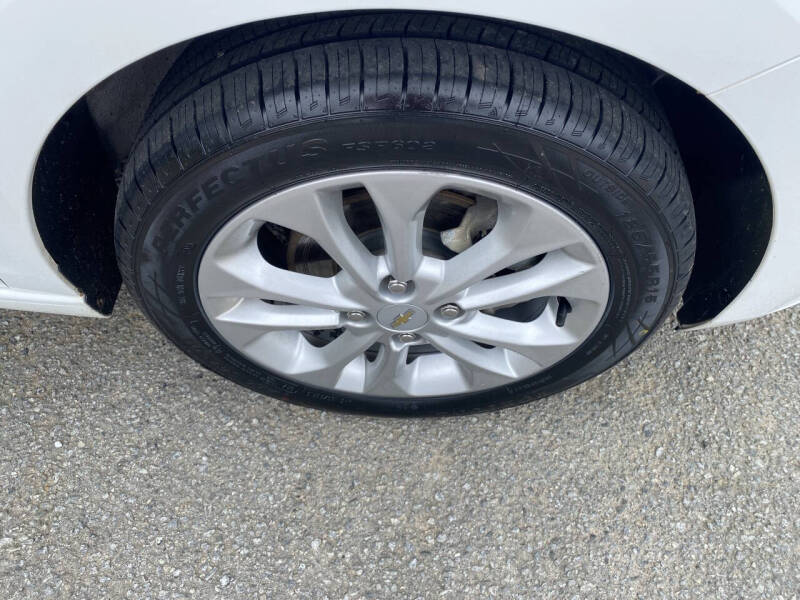 2020 Chevrolet Spark 1LT Manual