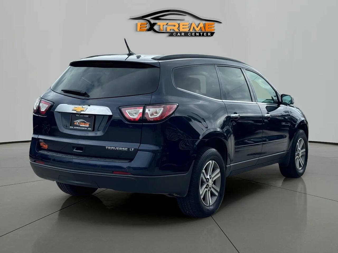 2015 Chevrolet Traverse for sale at Extreme Car Center in Detroit, MI