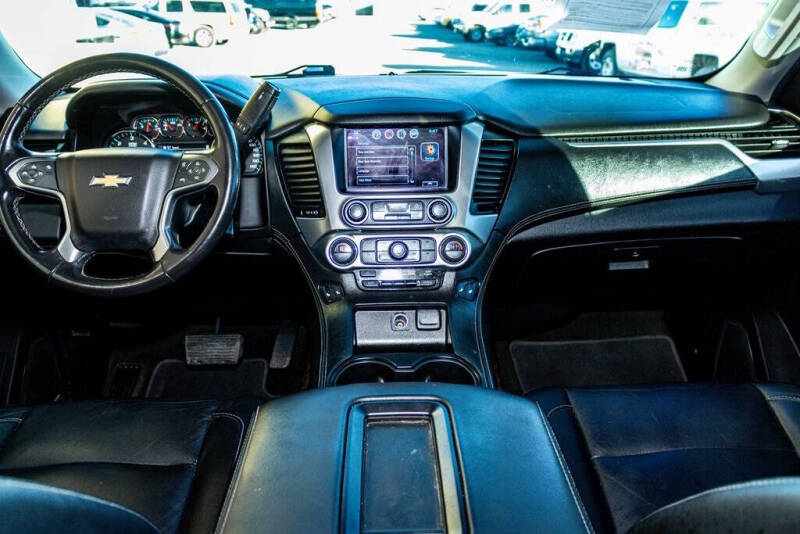 2017 Chevrolet Suburban LT