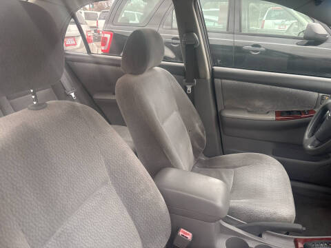 2003 Toyota Corolla LE