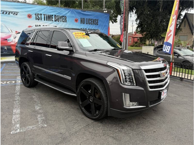 2017 Cadillac Escalade Standard