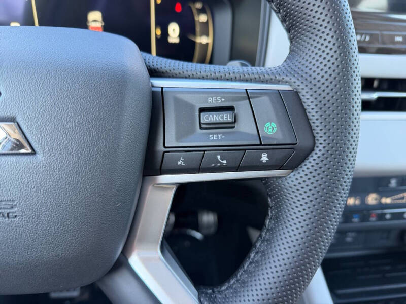 2026 Mitsubishi Outlander SEL