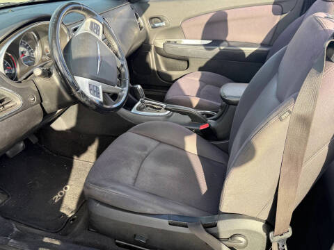 2012 Chrysler 200 Touring