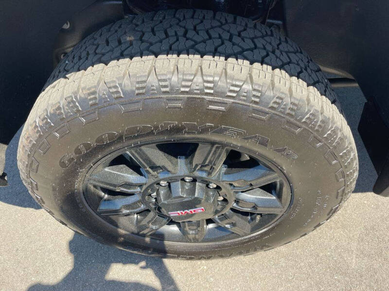 2025 GMC Sierra 2500HD