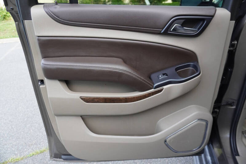 2015 Chevrolet Suburban LT