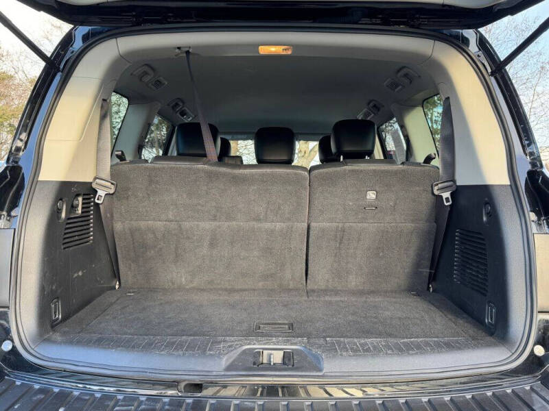 2022 Nissan Armada SV