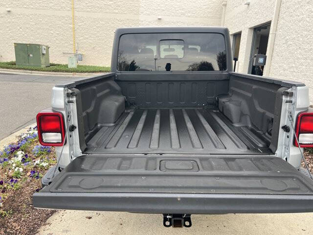 2023 Jeep Gladiator Willys