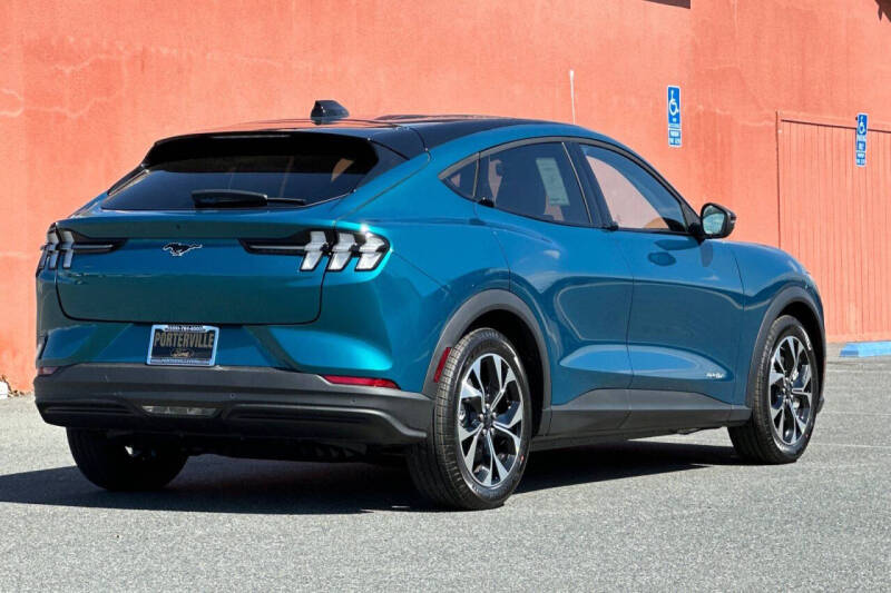 2026 Ford Mustang Mach-E Select