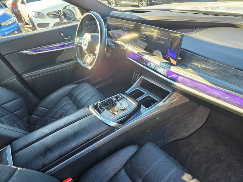 2024 BMW 7 Series 740i xDrive