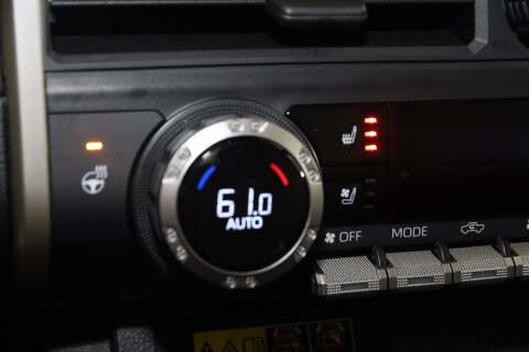 2024 Toyota Tacoma Limited HV