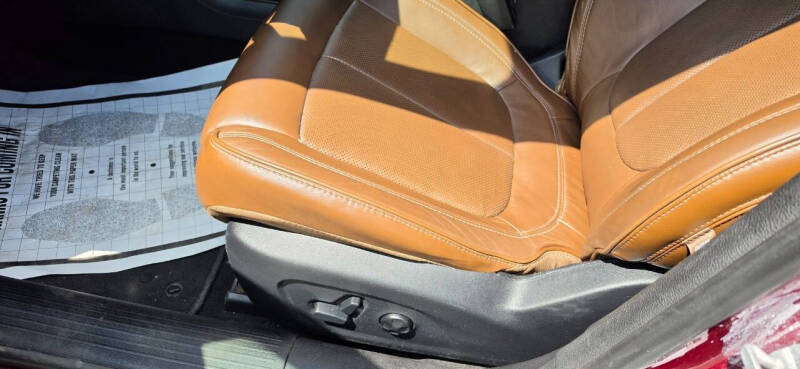 2016 Chrysler 200 C Platinum