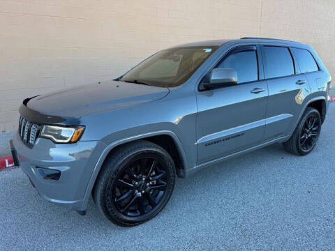 2020 Jeep Grand Cherokee Laredo