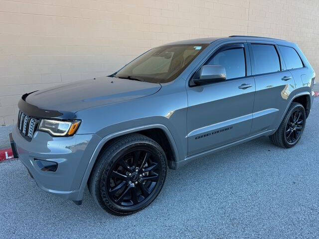 2020 Jeep Grand Cherokee Laredo
