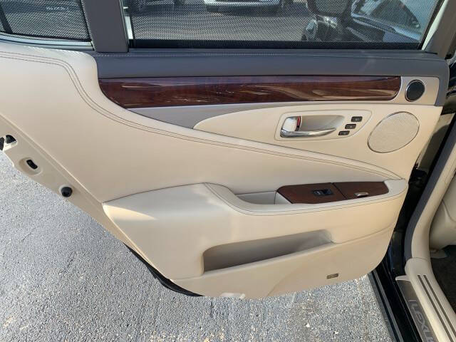 2014 Lexus LS 460