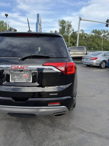 2017 GMC Acadia Denali