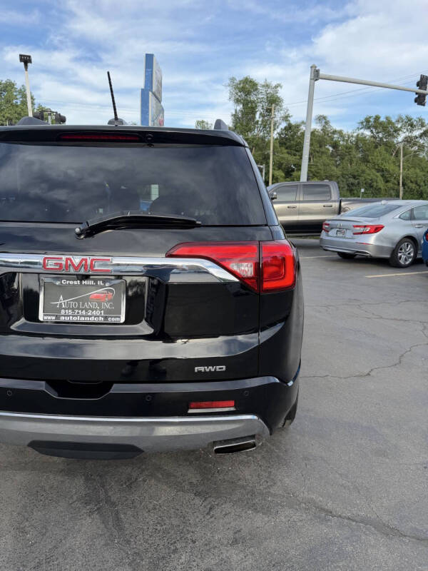 2017 GMC Acadia Denali