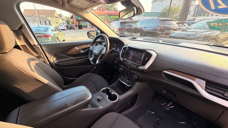 2021 GMC Terrain SLE