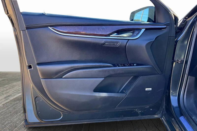 2016 Cadillac XTS Premium