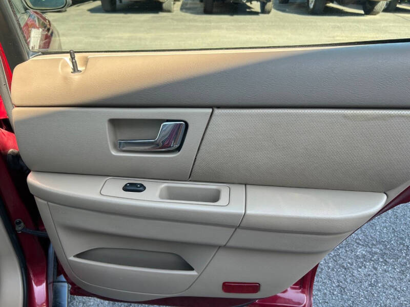 2003 Ford Taurus SES