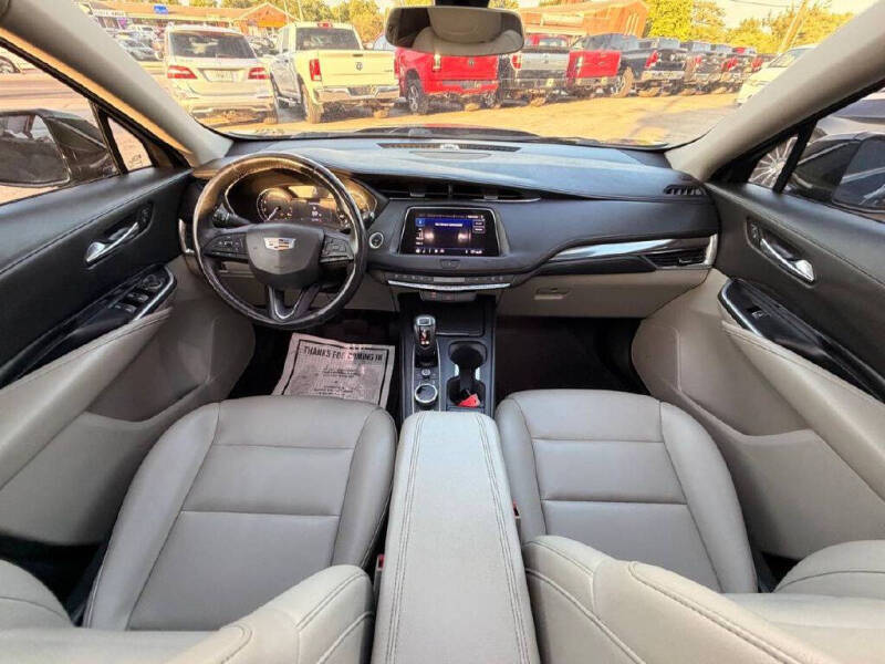 2019 Cadillac XT4 Luxury