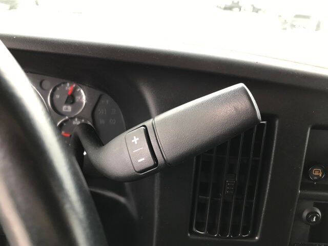 2022 Chevrolet Express 2500