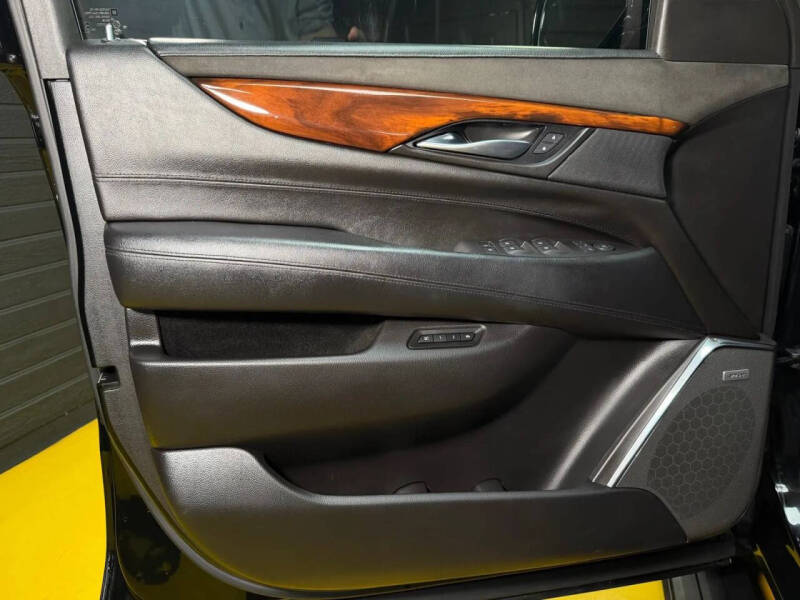 2015 Cadillac Escalade Premium